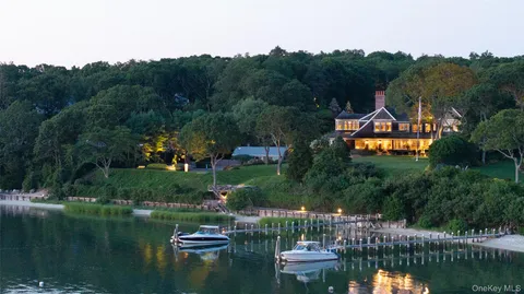 $18,000,000 | 1350 West Cove Road, Cutchogue, NY 11935