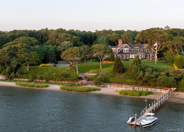 $18,000,000 | 1350 West Cove Road, Cutchogue, NY 11935