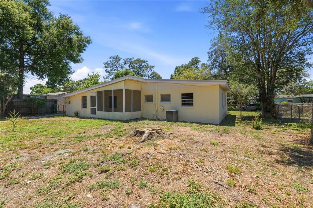 2912 Pineway Avenue Lakeland, FL 33803 - Photo 45 of 51