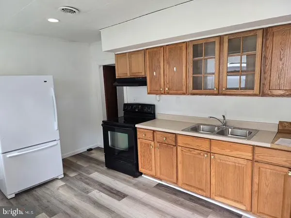 $1,750 | 3513 Ridge Road, Westminster, MD 21157