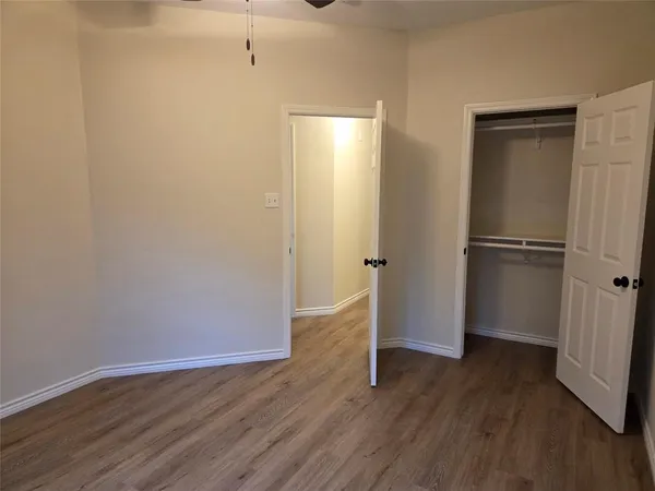 $2,000 | 3156 Lafayette Street, Corsicana, TX 75110