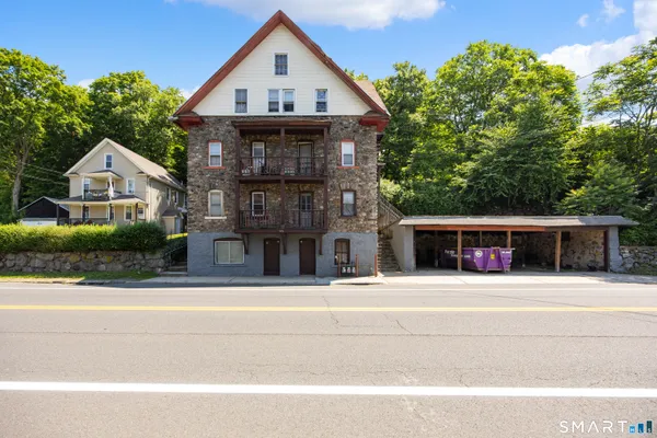 $429,900 | 570 South Main Street, Naugatuck, CT 06770