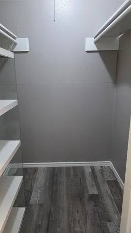 $950 | 2124 Burton Drive, Unit 152, Austin, TX 78741