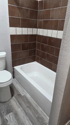 $950 | 2124 Burton Drive, Unit 152, Austin, TX 78741