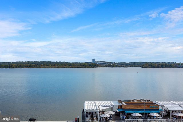 $4,509,000 | 5 Pioneer Mill Way, Unit 502, Alexandria, VA 22314