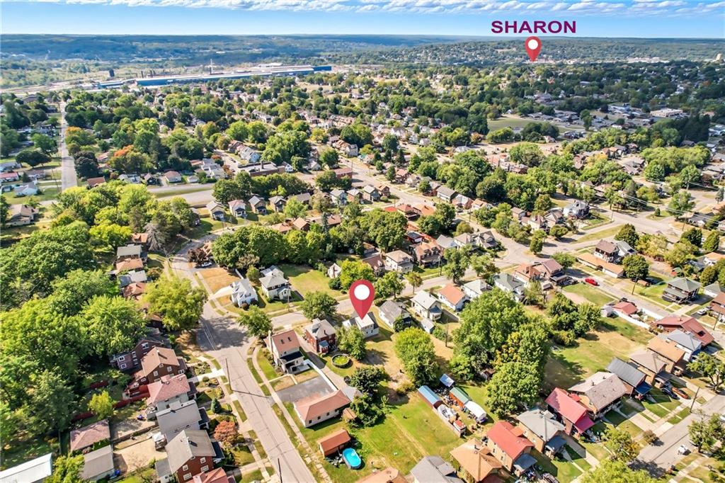 609 Park Avenue Farrell, PA 16121 - Photo 46 of 49 a view of a area with lots of flowers