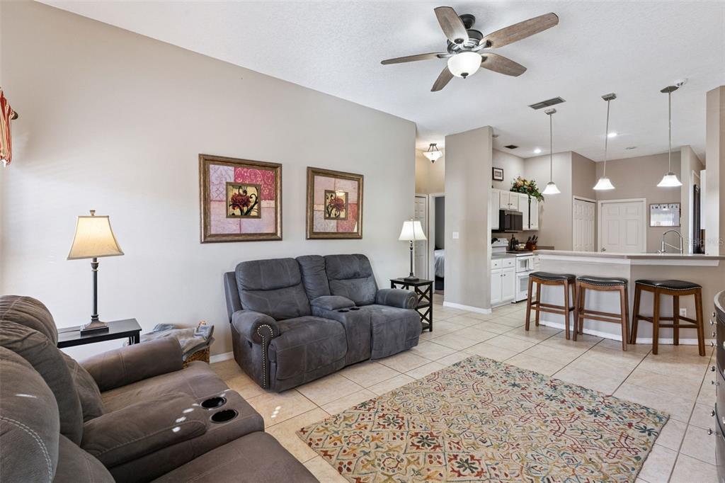 261 Mill Slough Road Oviedo, FL 32766 - Photo 10 of 58