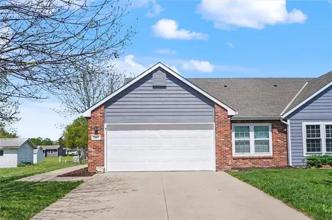 $249,000 | 2004 East 24th Terrace, Lawrence, KS 66046