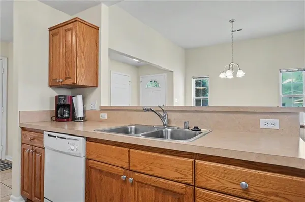 $249,000 | 2004 East 24th Terrace, Lawrence, KS 66046