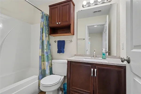 $249,000 | 2004 East 24th Terrace, Lawrence, KS 66046