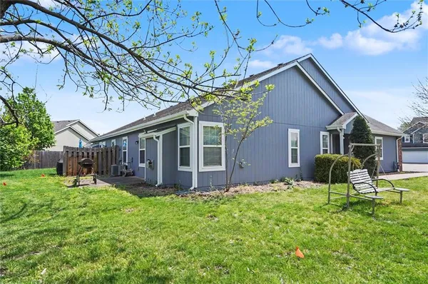 $249,000 | 2004 East 24th Terrace, Lawrence, KS 66046