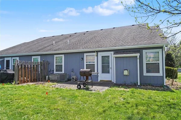 $249,000 | 2004 East 24th Terrace, Lawrence, KS 66046