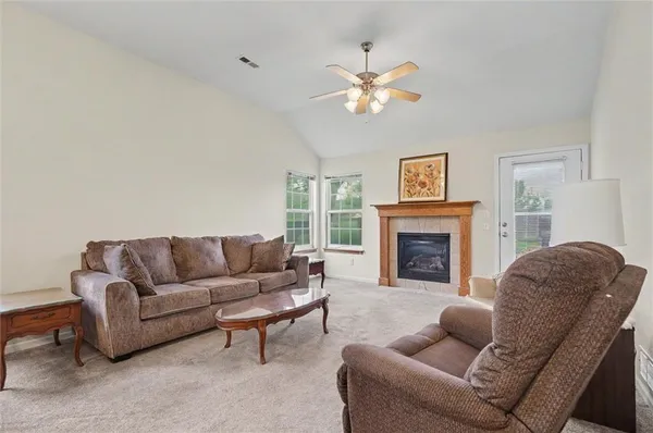 $249,000 | 2004 East 24th Terrace, Lawrence, KS 66046