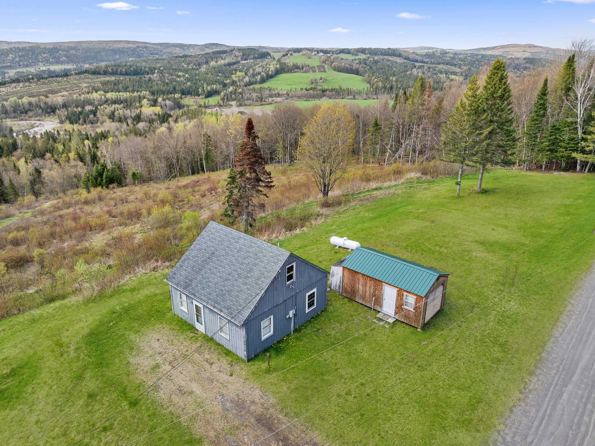 131 Daniel Beard Road Pittsburg, NH 03592 - Photo 11 of 27