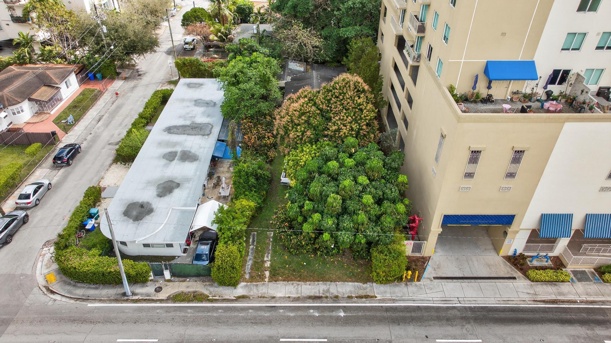 975 Southwest 37th Avenue Miami, FL 33135 - Photo 1 of 18 DJI_0500