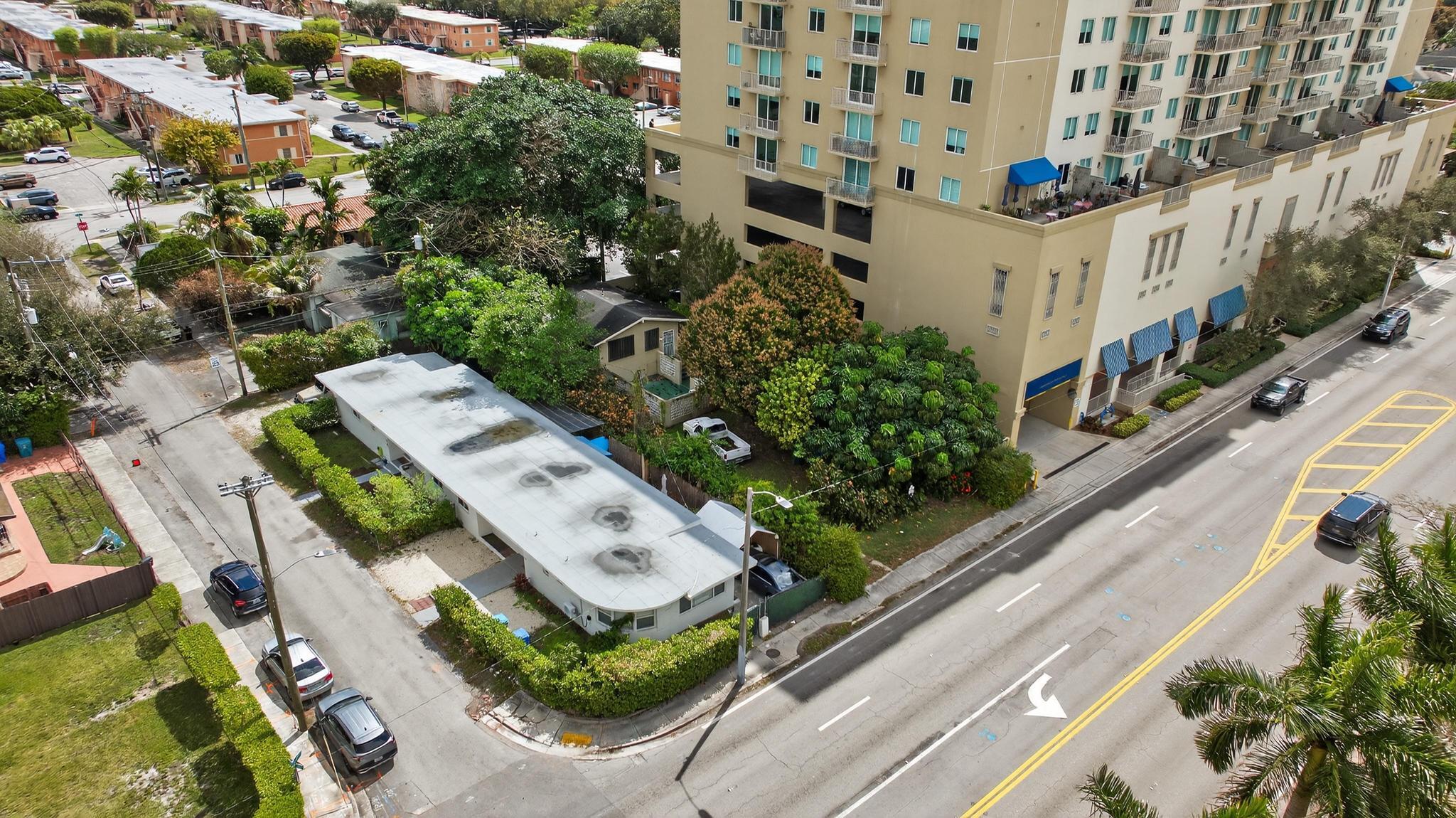 975 Southwest 37th Avenue Miami, FL 33135 - Photo 15 of 18 DJI_0524