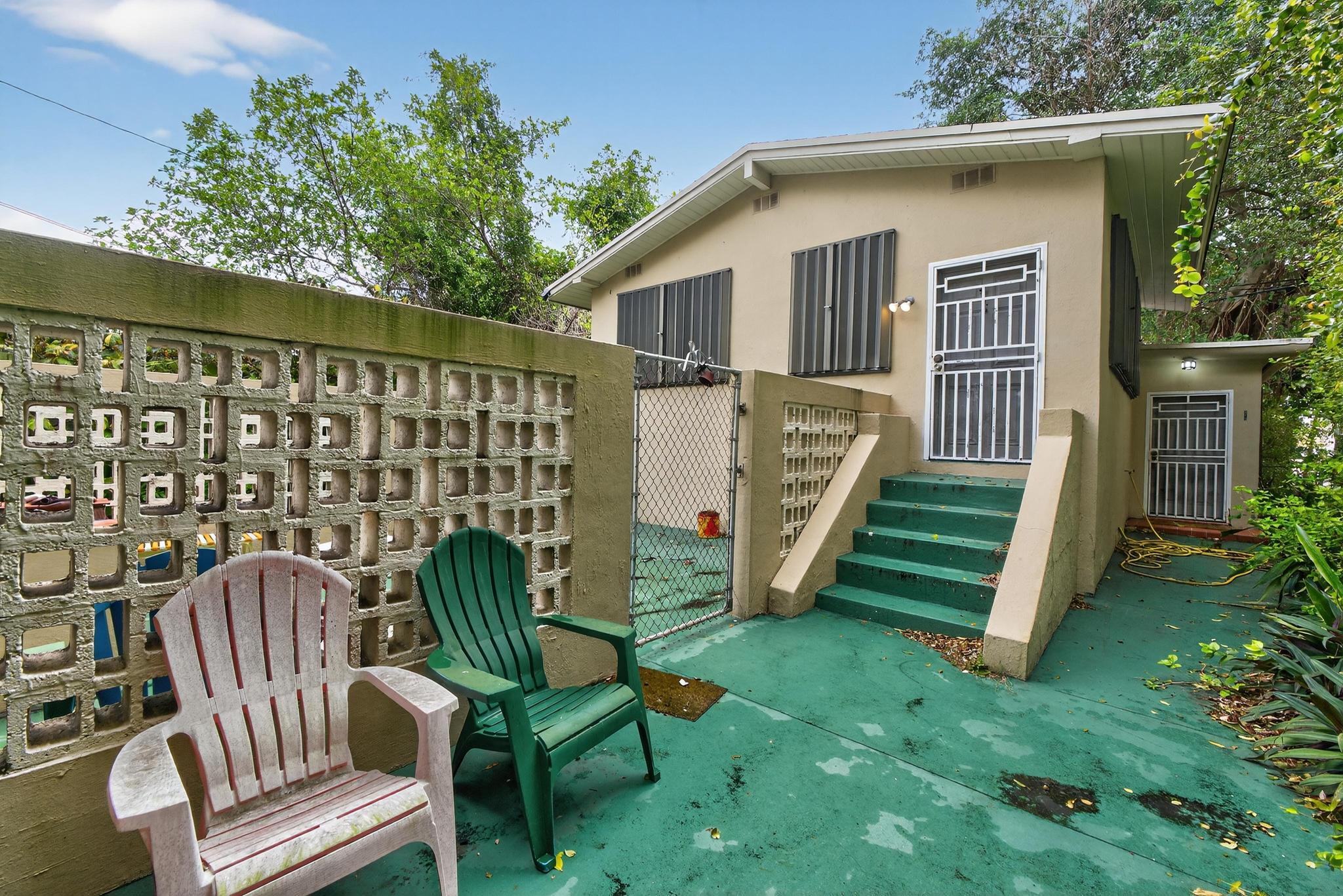 975 Southwest 37th Avenue Miami, FL 33135 - Photo 17 of 18 DSC00789