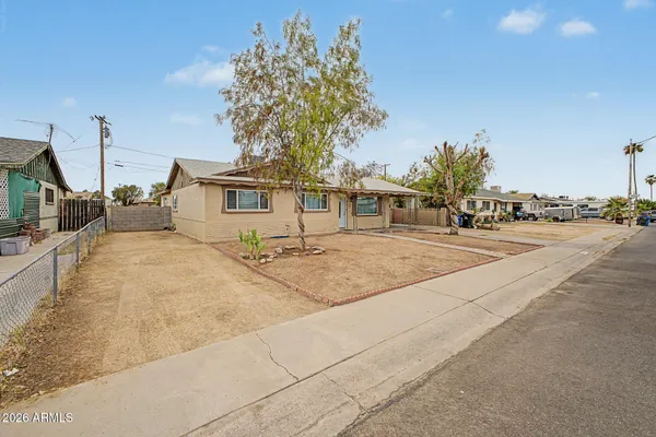 $360,000 | 2909 West Aster Drive, Phoenix, AZ 85029