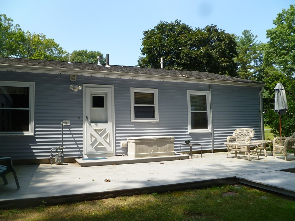 5 Robs Lane Sharon, MA 02067 - Photo 3 of 17 Gallery Image 3