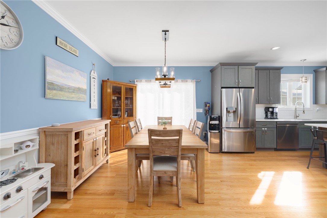 136 Cobble Hill Road Lincoln, RI 02865 - Photo 12 of 35