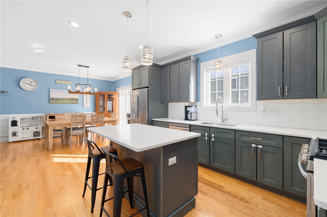 136 Cobble Hill Road Lincoln, RI 02865 - Photo 19 of 35