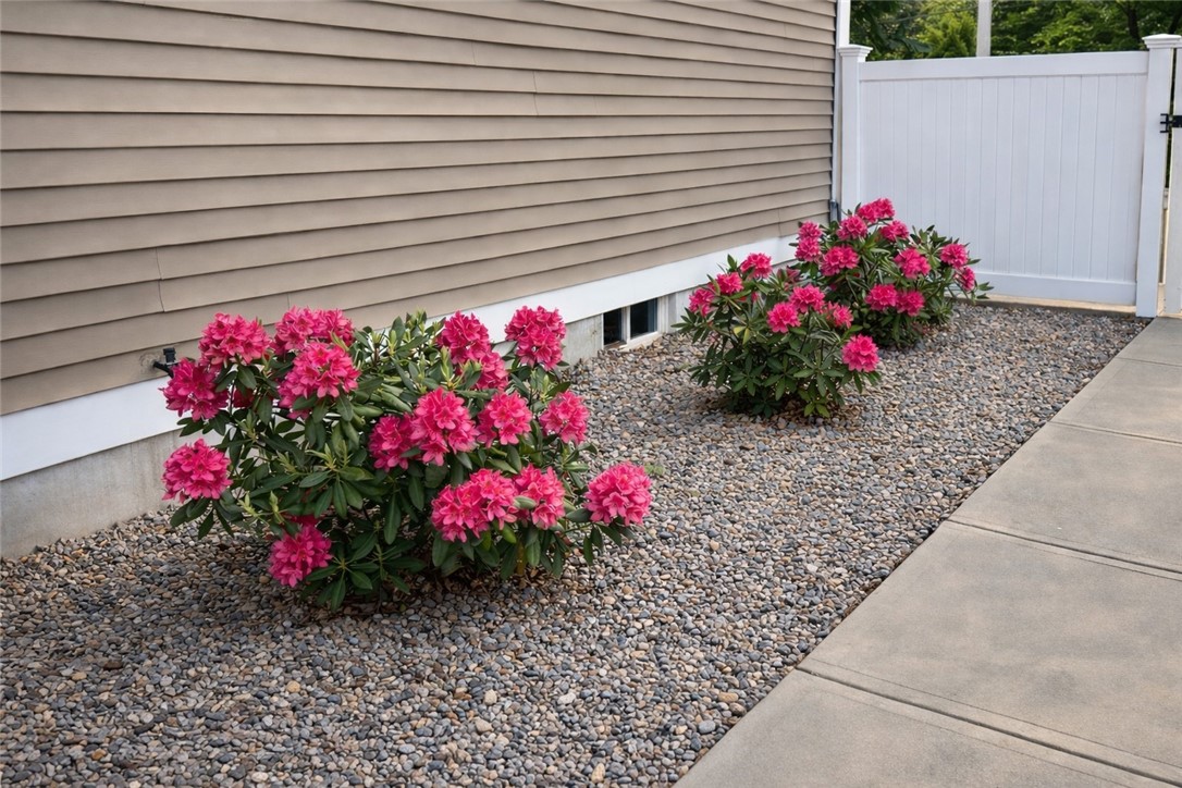 136 Cobble Hill Road Lincoln, RI 02865 - Photo 35 of 35