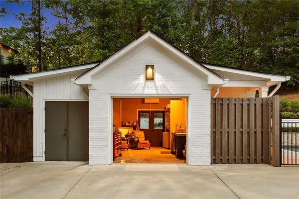 $11,000 | 1100 Kingston Drive Northeast, Atlanta, GA 30342