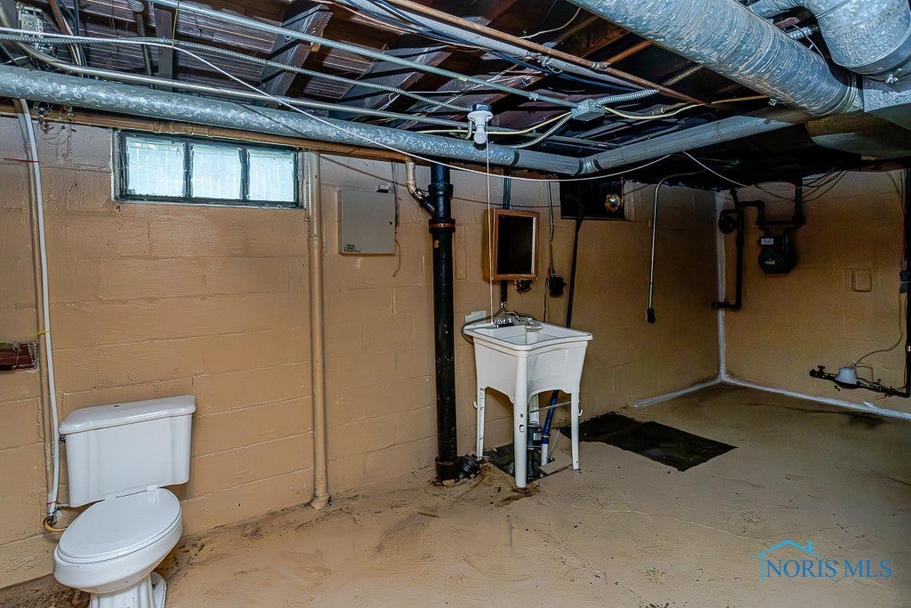 2529 Greenbriar Road Toledo, OH 43607 - Photo 30 of 33 Gallery Image 30