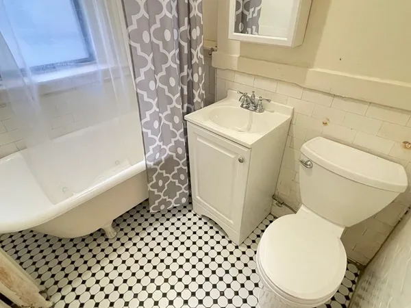 $2,495 | 15 Park Drive, Unit 12, Boston, MA 02215