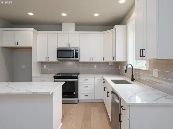 $459,900 | 336 Sunday Drive, Creswell, OR 97426