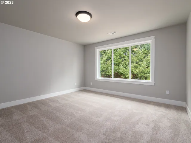 $469,900 | 336 Sunday Drive, Creswell, OR 97426