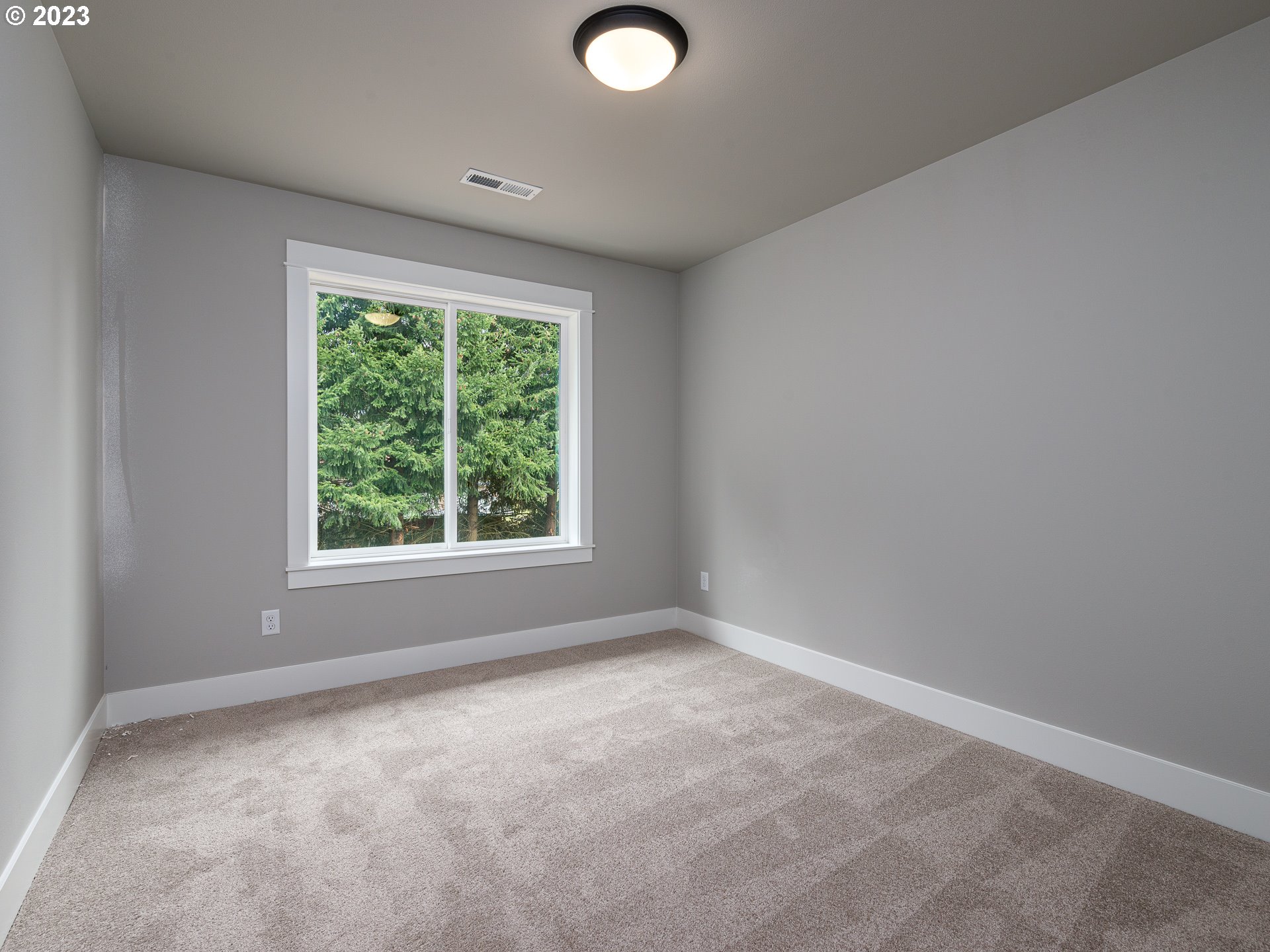 336 Sunday Drive Creswell, OR 97426 - Photo 27 of 40