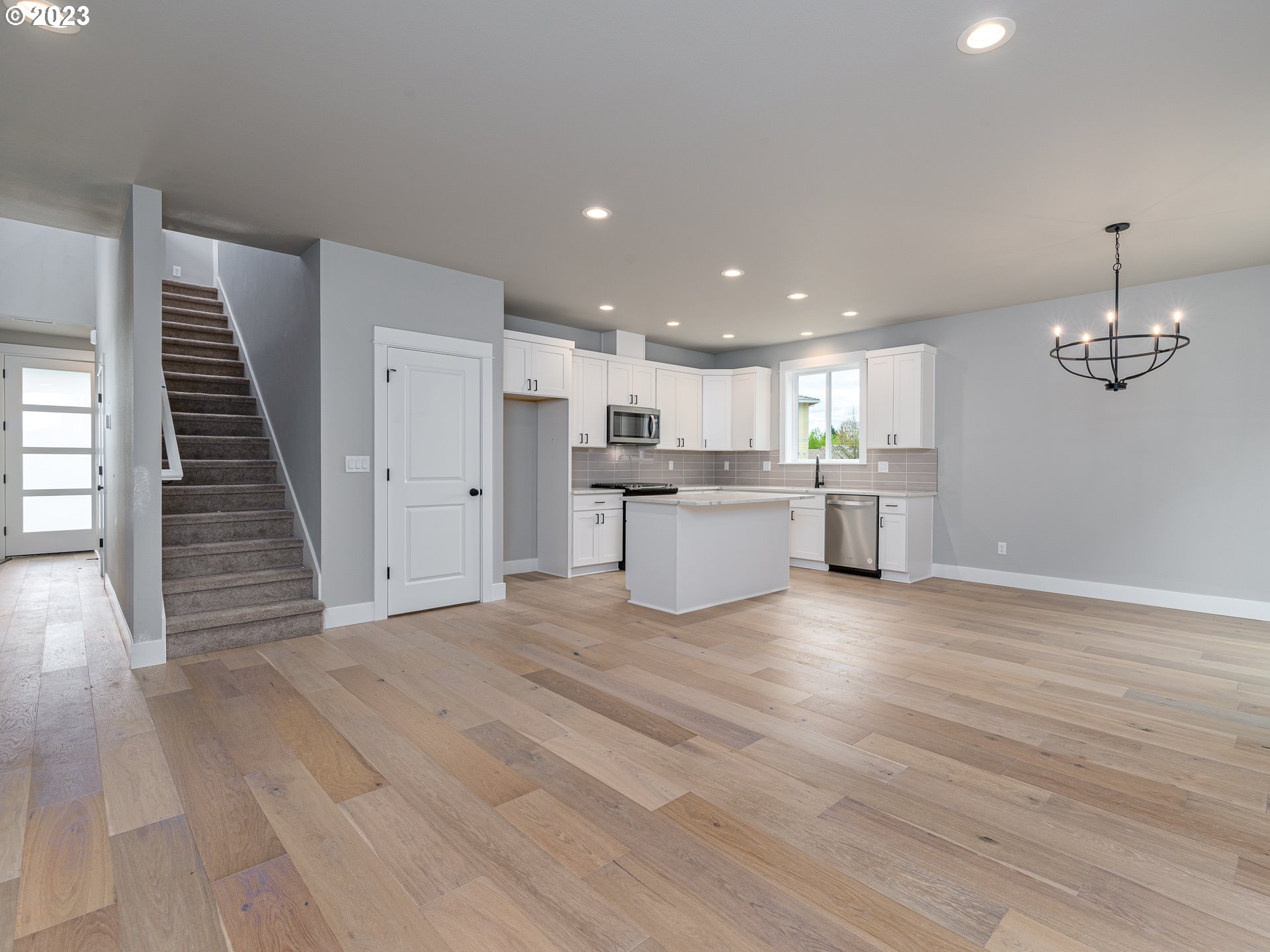 336 Sunday Drive Creswell, OR 97426 - Photo 6 of 40