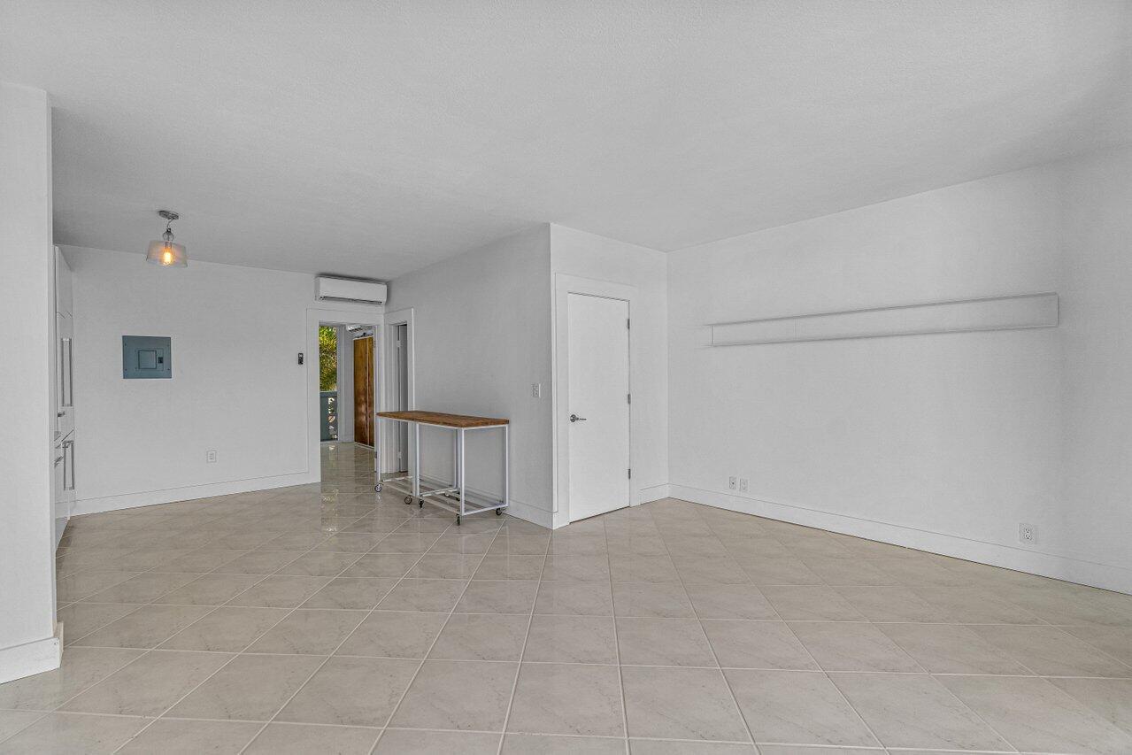 65 Southeast Spanish Trail, Unit 2020 Boca Raton, FL 33432 - Photo 11 of 26 011-65SoutheastSpanishTrail-BocaRaton-FL