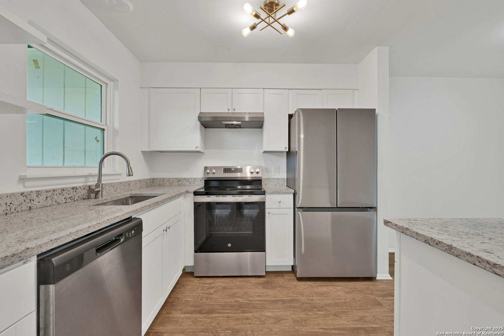 600 Gentleman Road, Unit 4 Balcones Heights, TX 78201 - Photo 8 of 14