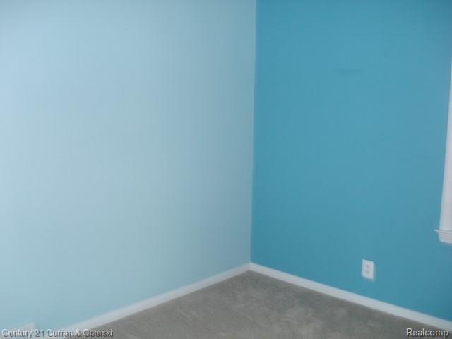 6554 Miller Road Dearborn, MI 48126 - Photo 18 of 31 011.JPG