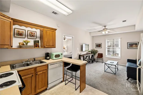 $775,000 | 409 East Park Avenue, Savannah, GA 31401