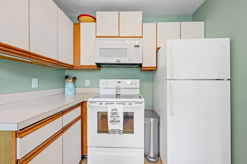 701 Beacon Park Road, Unit 701 Webster, MA 01570 - Photo 11 of 36