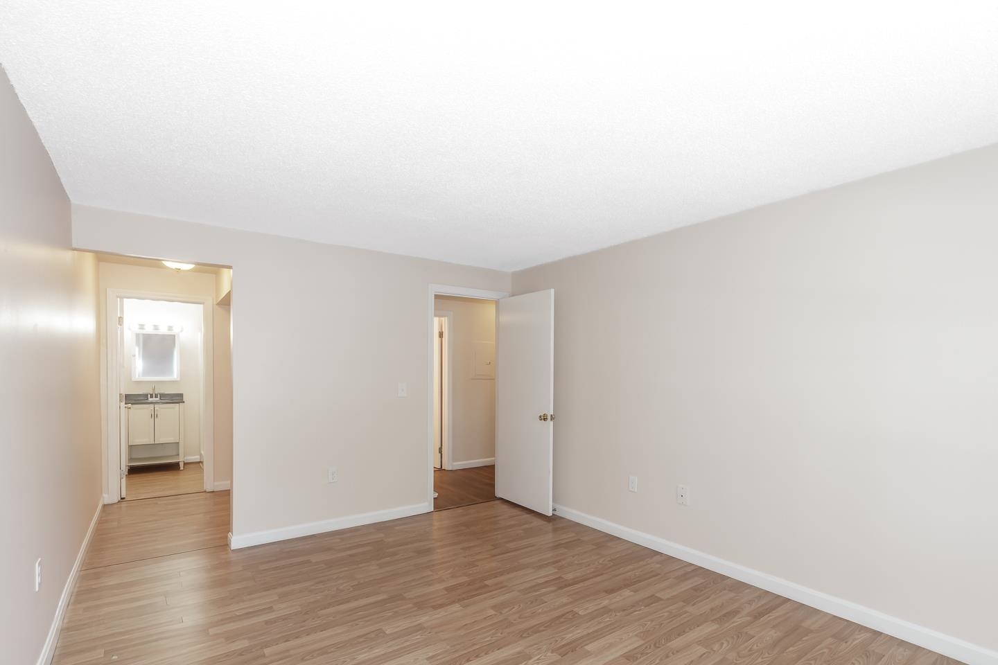 37 Alice Drive, Unit 75 Concord, NH 03303 - Photo 13 of 26