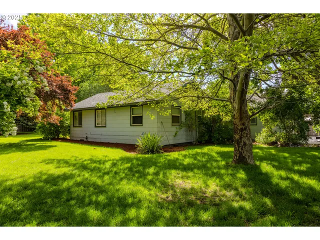 $795,000 | 65358 Highway 74, Ione, OR 97843