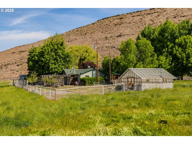 $795,000 | 65358 Highway 74, Ione, OR 97843