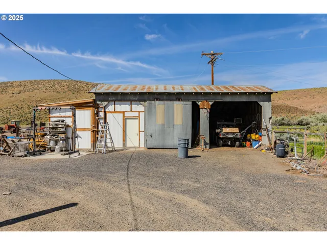 $795,000 | 65358 Highway 74, Ione, OR 97843