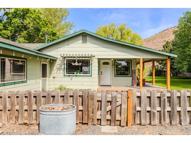 $795,000 | 65358 Highway 74, Ione, OR 97843