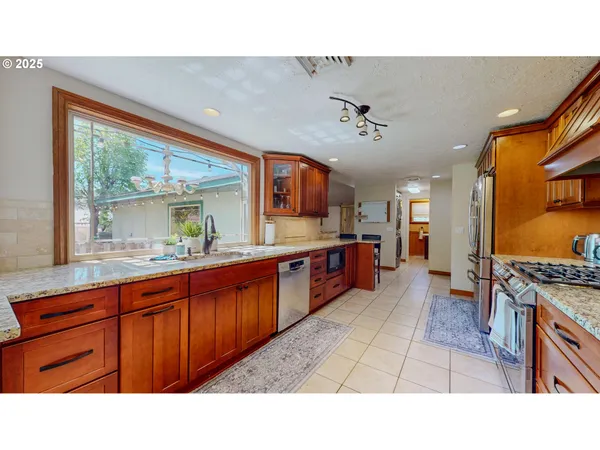 $795,000 | 65358 Highway 74, Ione, OR 97843
