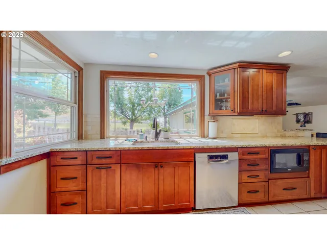 $795,000 | 65358 Highway 74, Ione, OR 97843