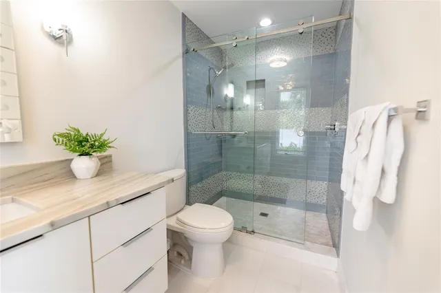 $5,450,000 | 9 North River Road, Stuart, FL 34996