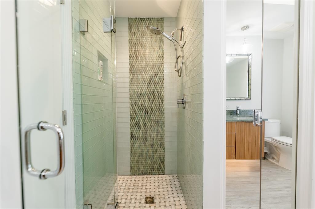 9 North River Road Stuart, FL 34996 - Photo 66 of 75 a bathroom with a shower and a toilet