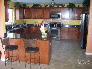 403 Golfview Way Monroe, MI 48162 - Photo 5 of 10 950689-4.JPG