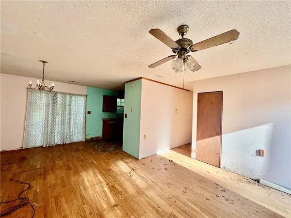 $40,000 | 1380 East 1750th Road, Jerico Springs, MO 64756