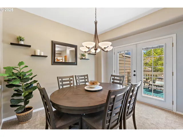 $409,000 | 30350 Southwest Rebekah Street, Unit 11, Wilsonville, OR 97070